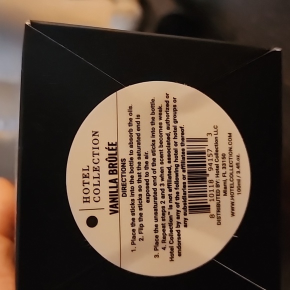 NIB Hotel Collection Reed Diffuser - Black Packaging - Picture 5 of 6